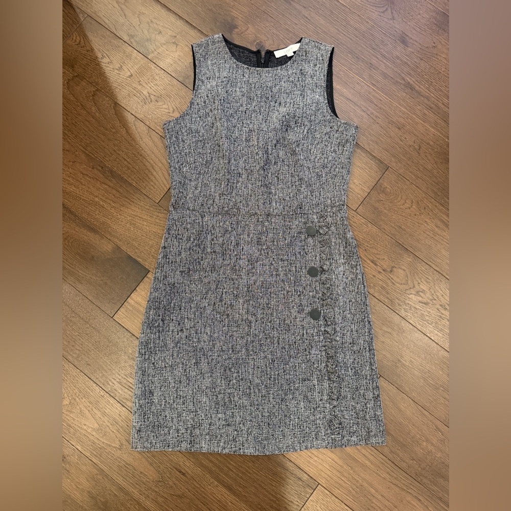 Sleeveless Gray Tweed Sheath Dress